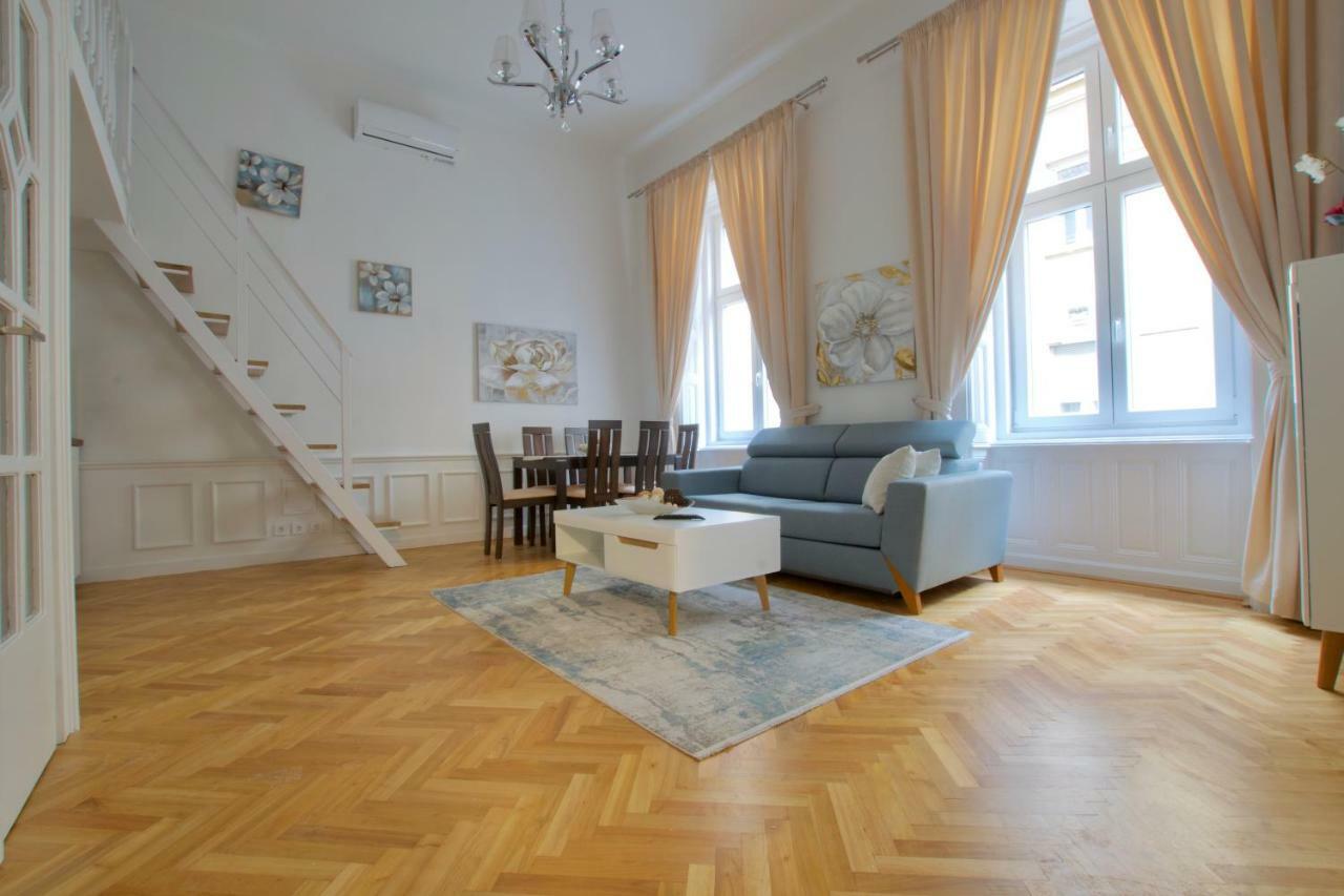Luxury Apartment By Hi5 - Havas Street Budapest Kültér fotó